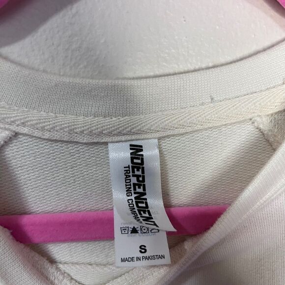 Create & Cultivate x OLLY " BIG VAGINA ENERGY" Crewneck Oversized Sweater S - Picture 8 of 8